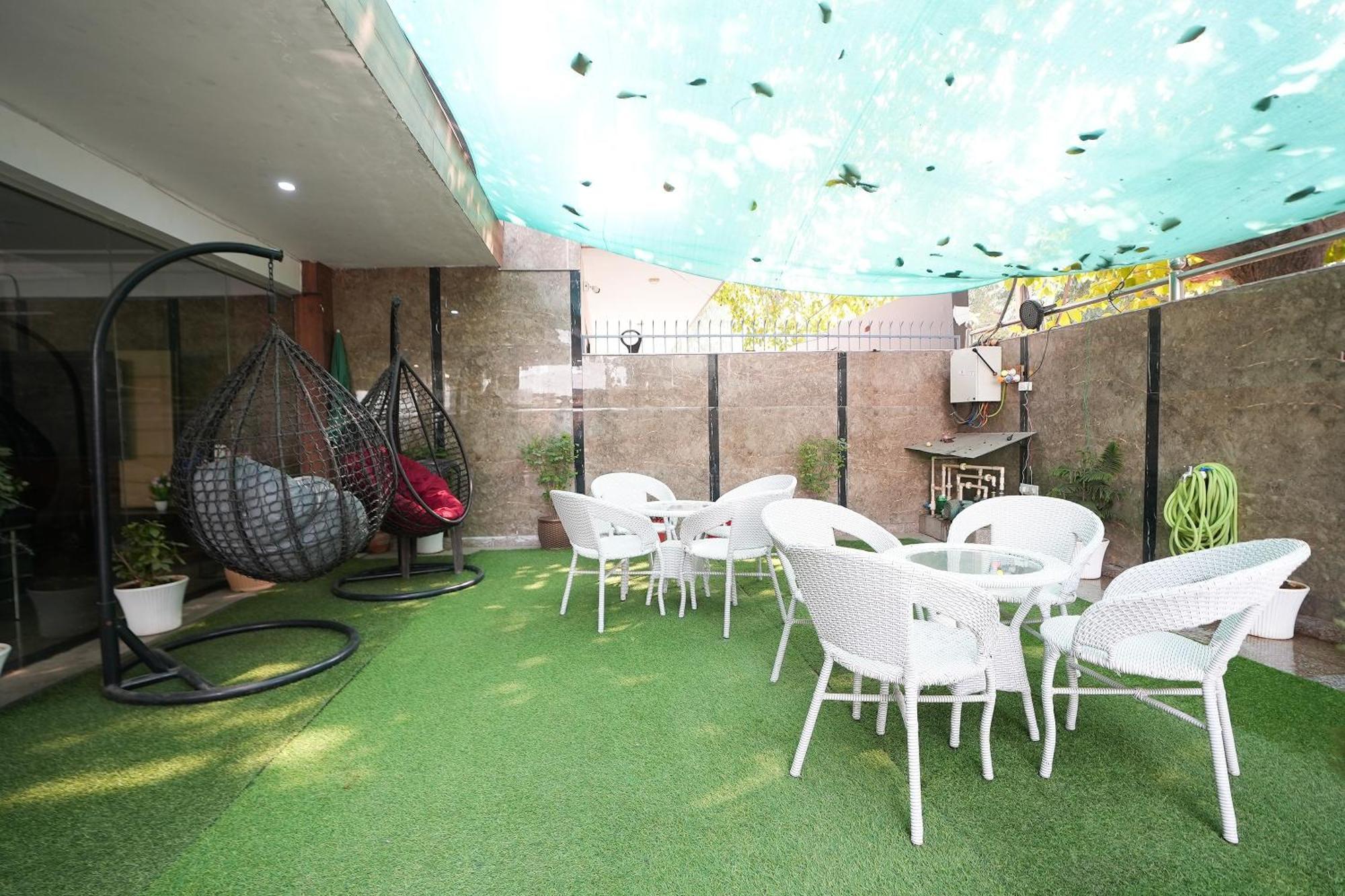 Tanvi Premium Residency Near Artemis Hospital, Gurugram Hotel Gurgaon Ngoại thất bức ảnh